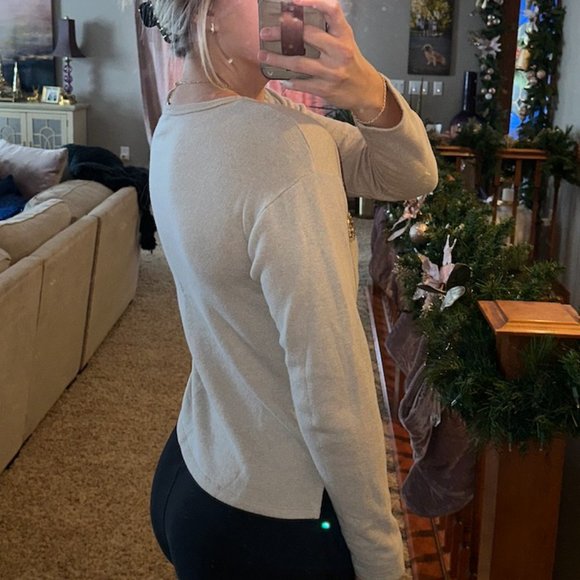 sweater - size extra small - Picture 3 of 3